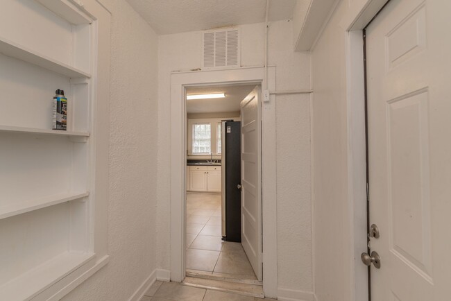 Building Photo - Beautiful brick cottage on Central Avenue ...