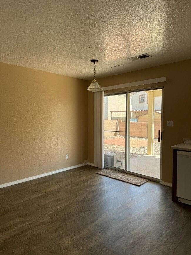 Building Photo - 10920 Tomatillo Ln SE