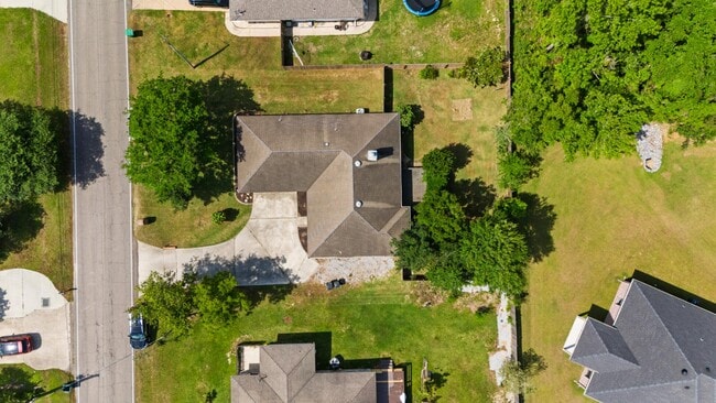 Building Photo - 87133 Golf Club Dr