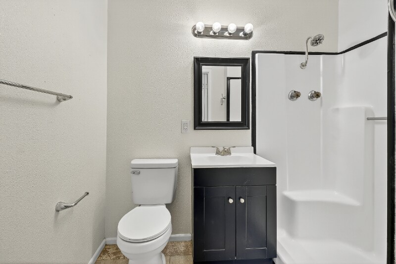 Building Photo - 4634 Weir Dr