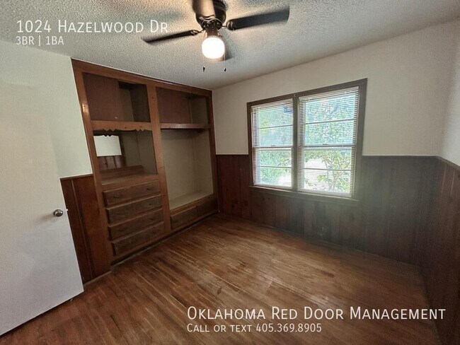 Building Photo - 1024 Hazelwood Dr