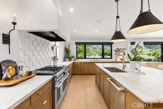 Building Photo - 24032 Paseo Del Campo