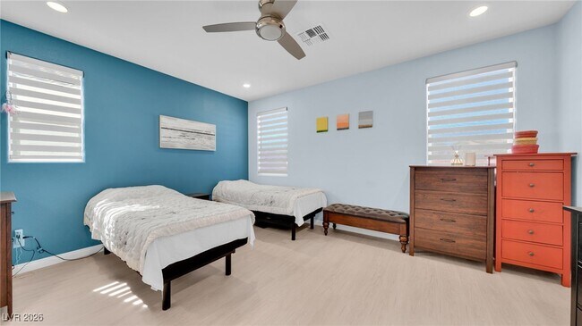 Building Photo - 5827 Casa Branca St