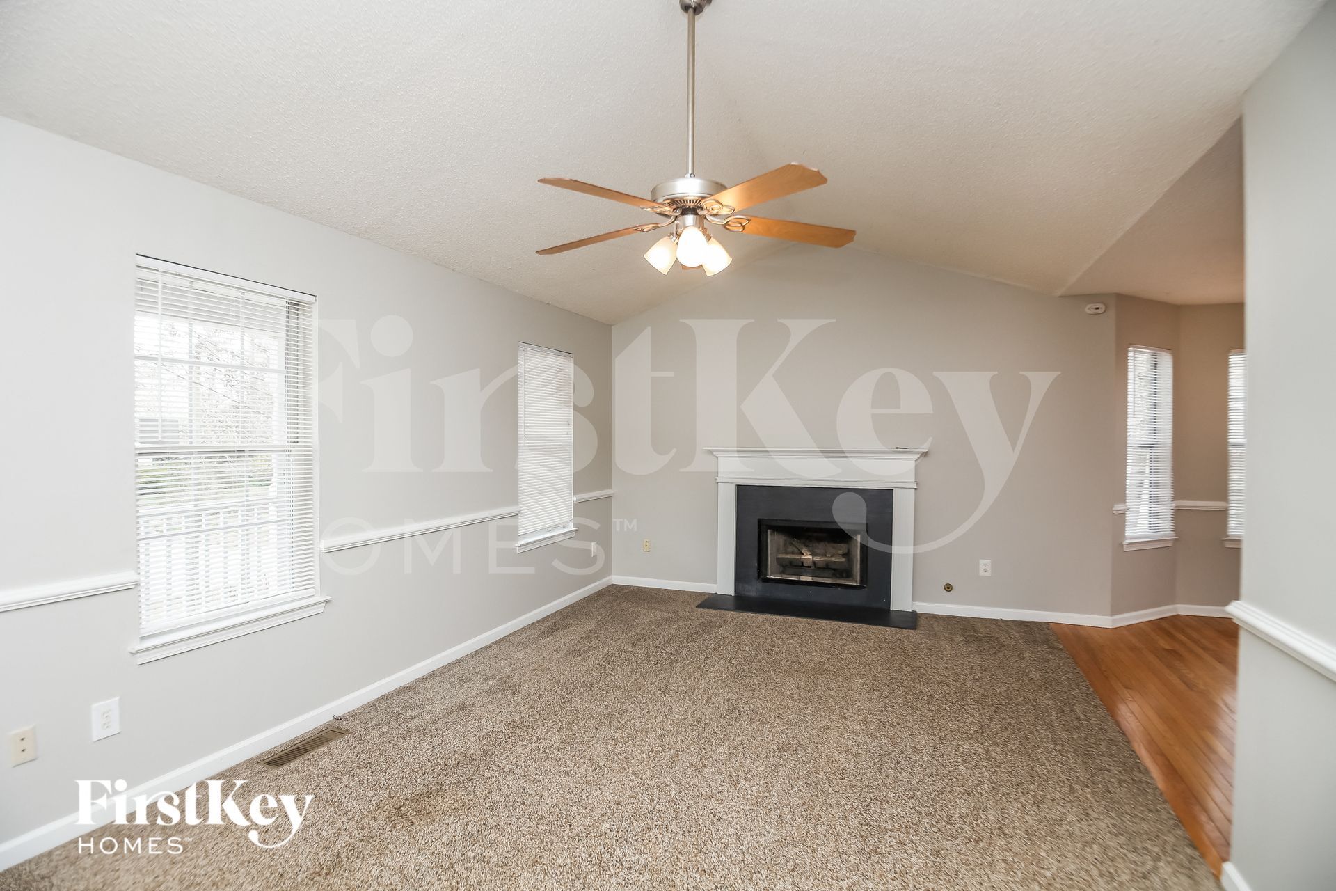 Building Photo - 43 Ashwood Dr