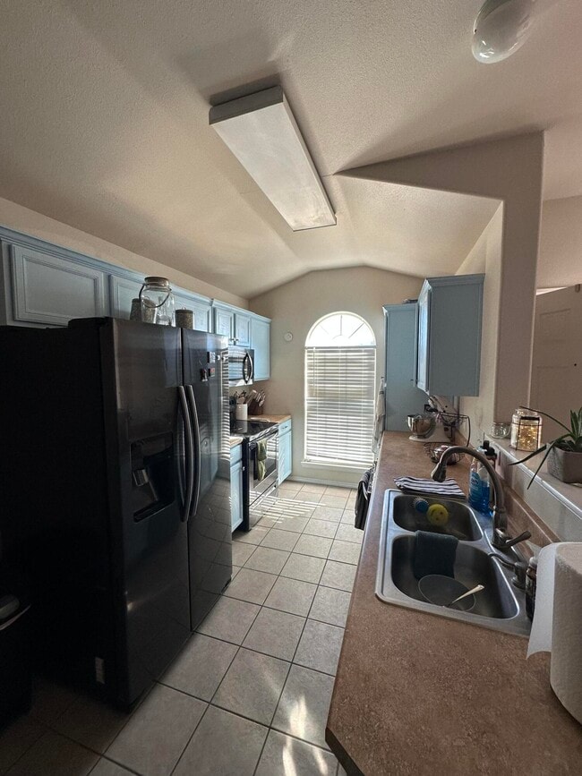 Building Photo - 6514 85th St