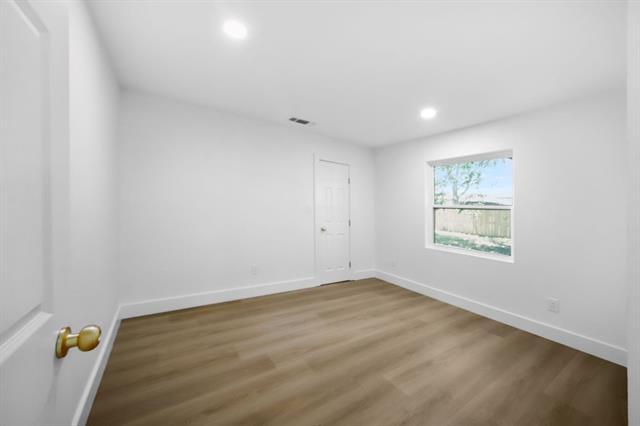 Building Photo - 1616 Nantucket Dr
