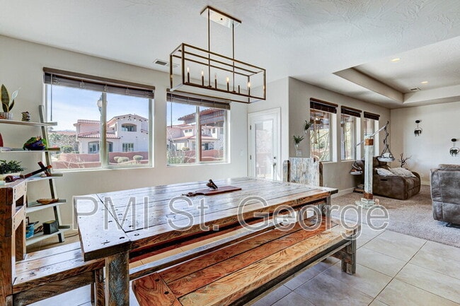 Building Photo - 2823 Kenzies Way