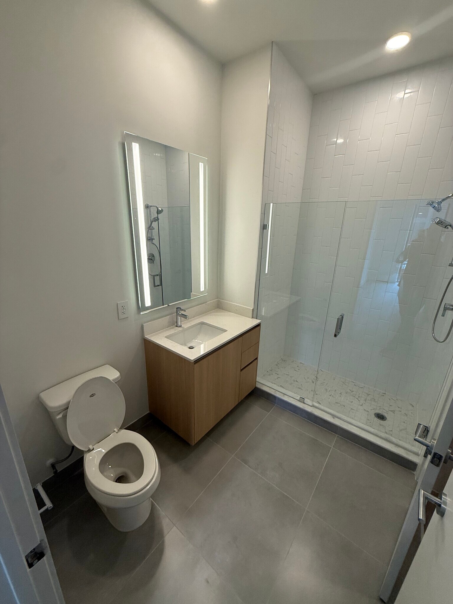 Building Photo - 145 NW 31st St