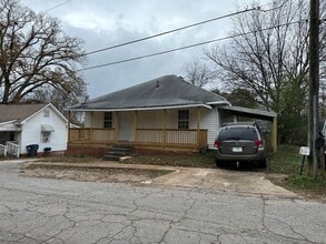 Building Photo - 2 Bedroom 1 Bath 19 Arnold St Grantville, Ga