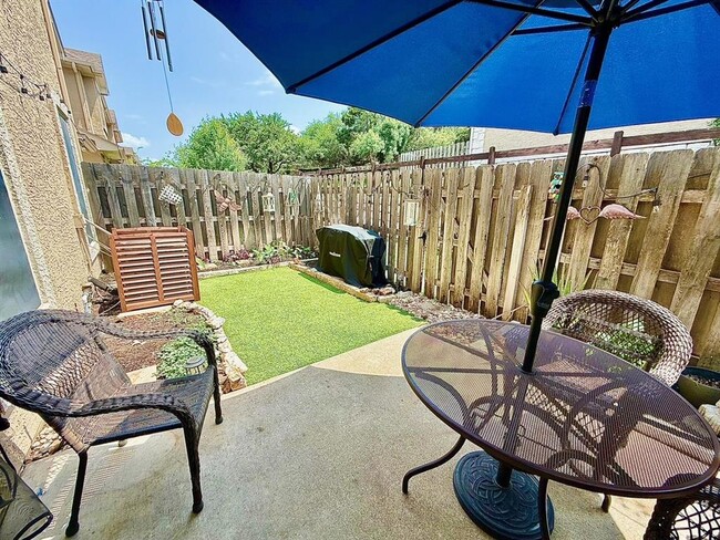 Building Photo - 3300 Forest Creek Dr