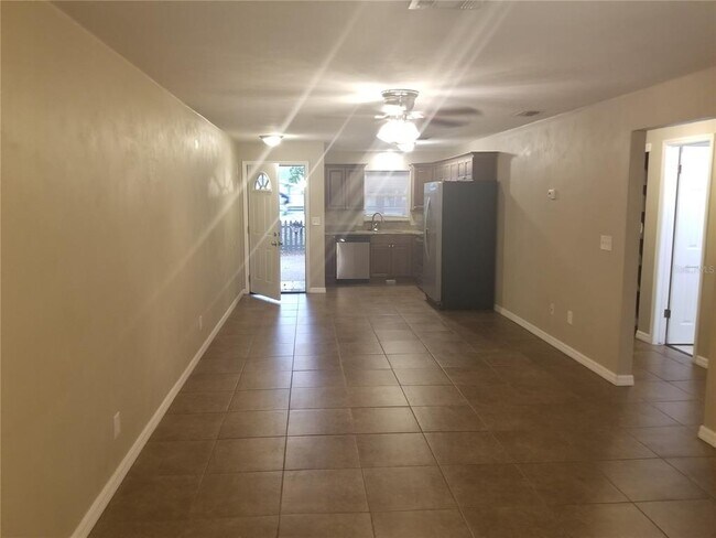 Building Photo - 7100 Dartmouth Ave N