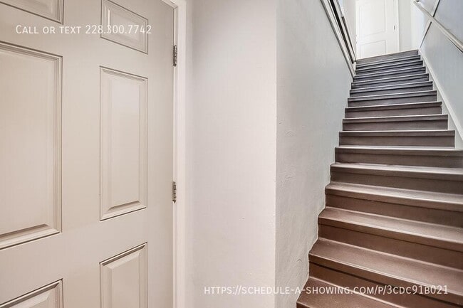 Building Photo - 1400 Mill Rd