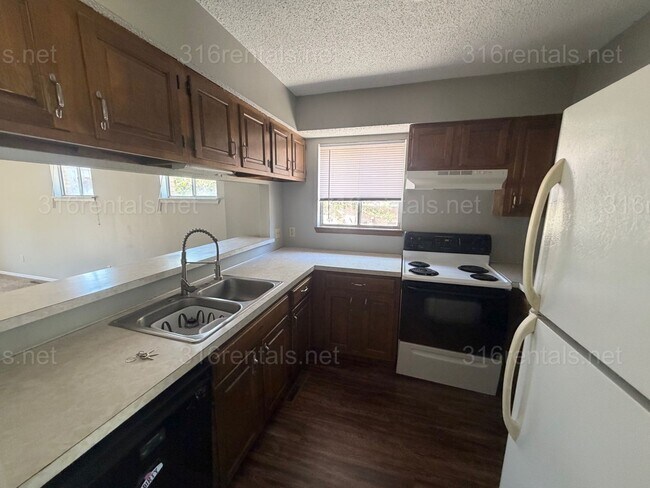Building Photo - 729 Westhaven Dr