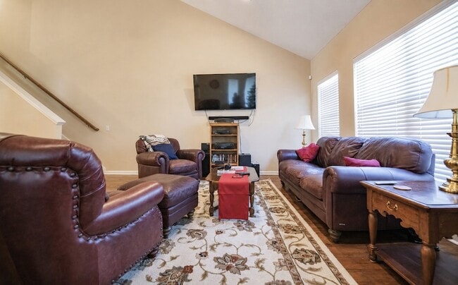 Building Photo - 4414 Sunday Silence Way