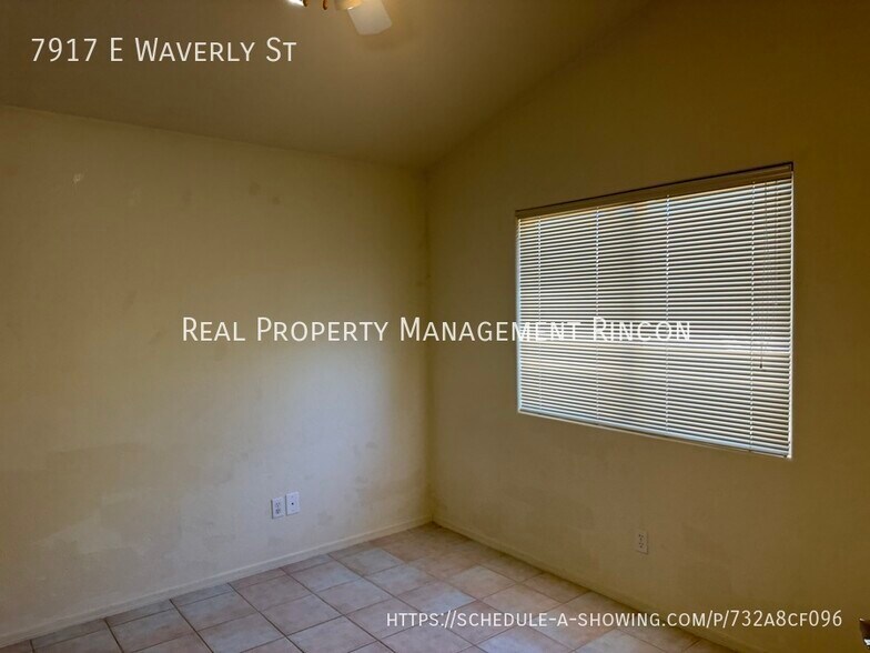 Building Photo - 7917 E Waverly St