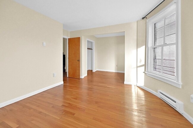 Building Photo - 773 Tremont St