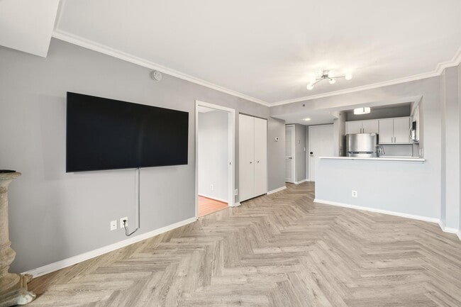 Building Photo - 1401 17th St NW