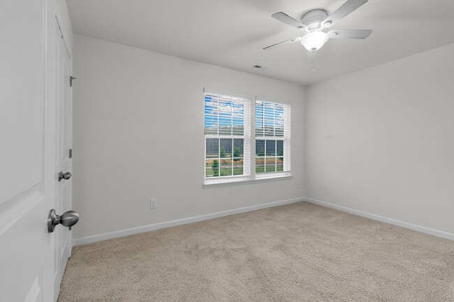 Building Photo - 1011 Yellowwood Aly