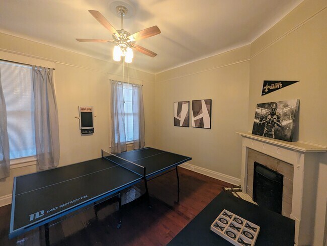 Building Photo - 5107 Dryades St