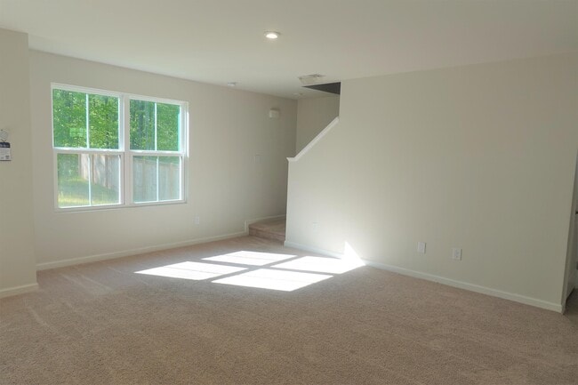 Building Photo - 1025 Joseph Ct