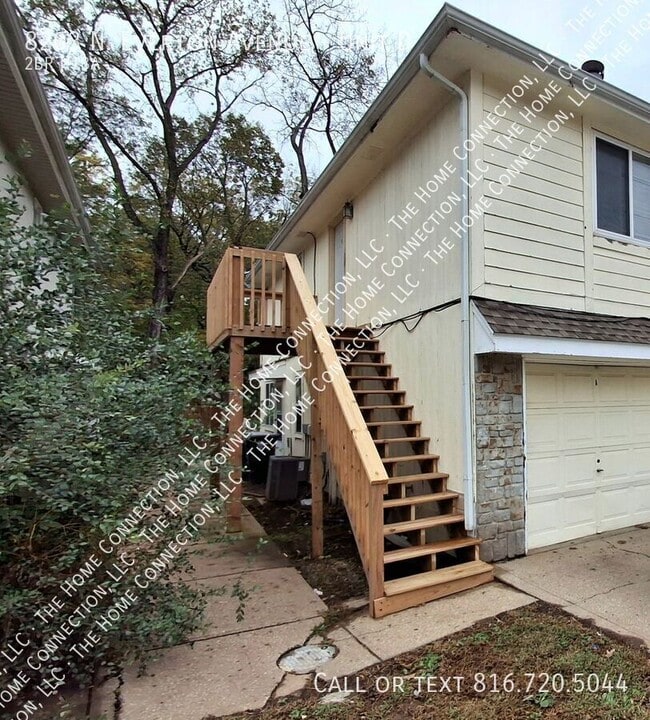 Building Photo - 8203 N Everton Ave