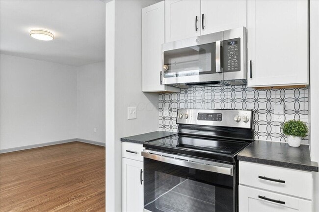 Building Photo - 1357 Genessee Ave