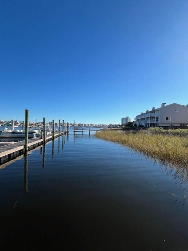 Building Photo - 1200 St Joseph St