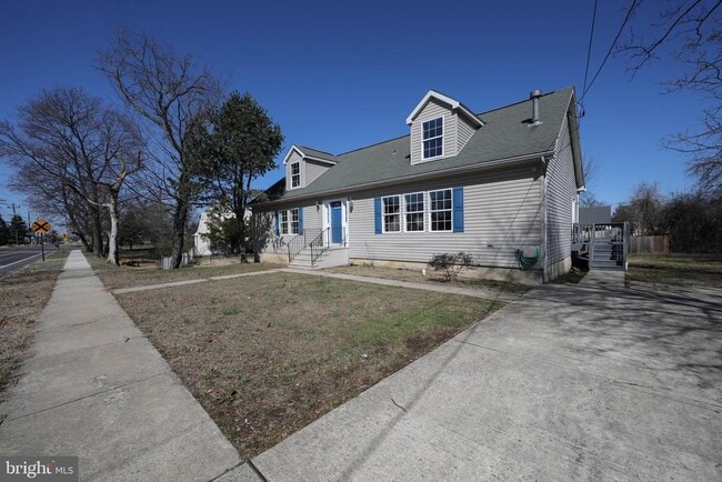 Building Photo - 605 Neck Rd