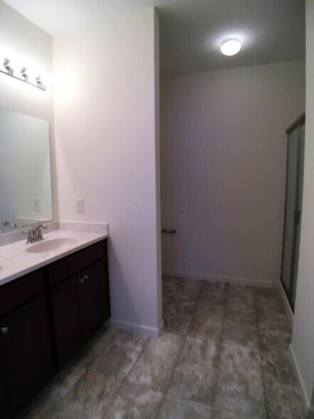 Master Bathroom - 5924 Bluestone Way