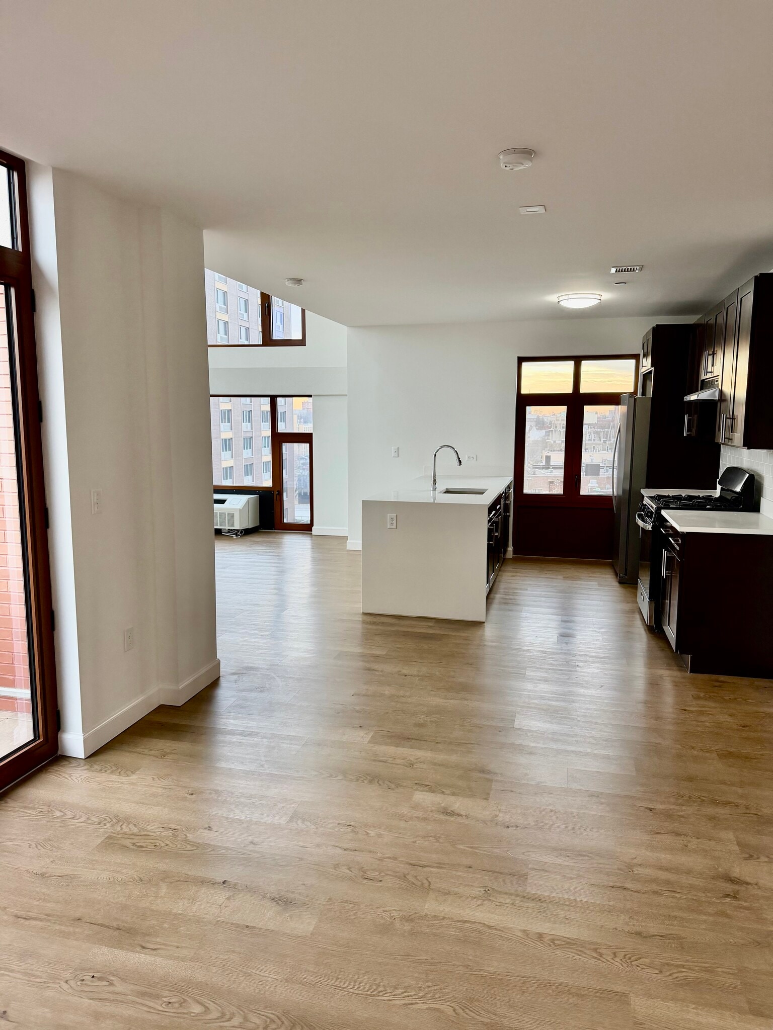 Building Photo - 226 Gramatan Ave