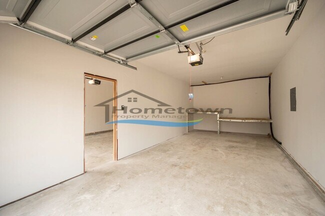 Building Photo - 1804 E Coeur D Alene Ave