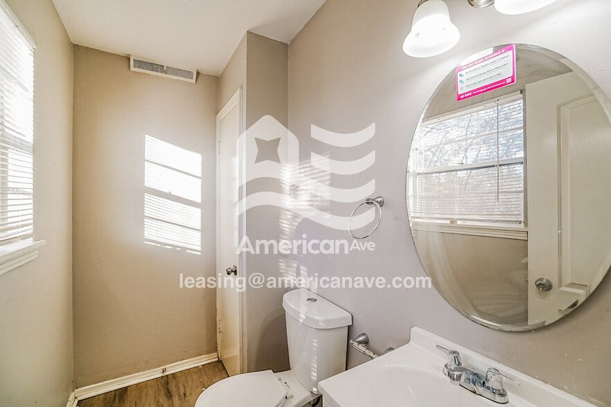 Building Photo - 2645 Maria Terrace