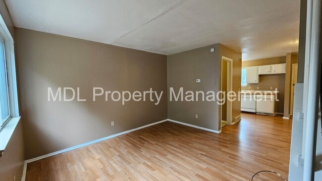 Building Photo - 412 N Charles St