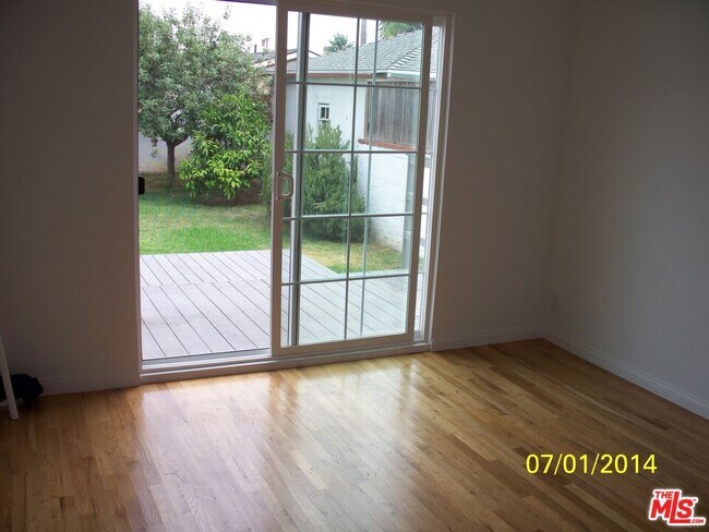Building Photo - 12566 Woodbine St