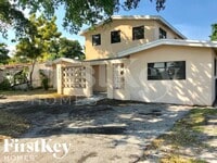 Building Photo - 3427 NW 37th St