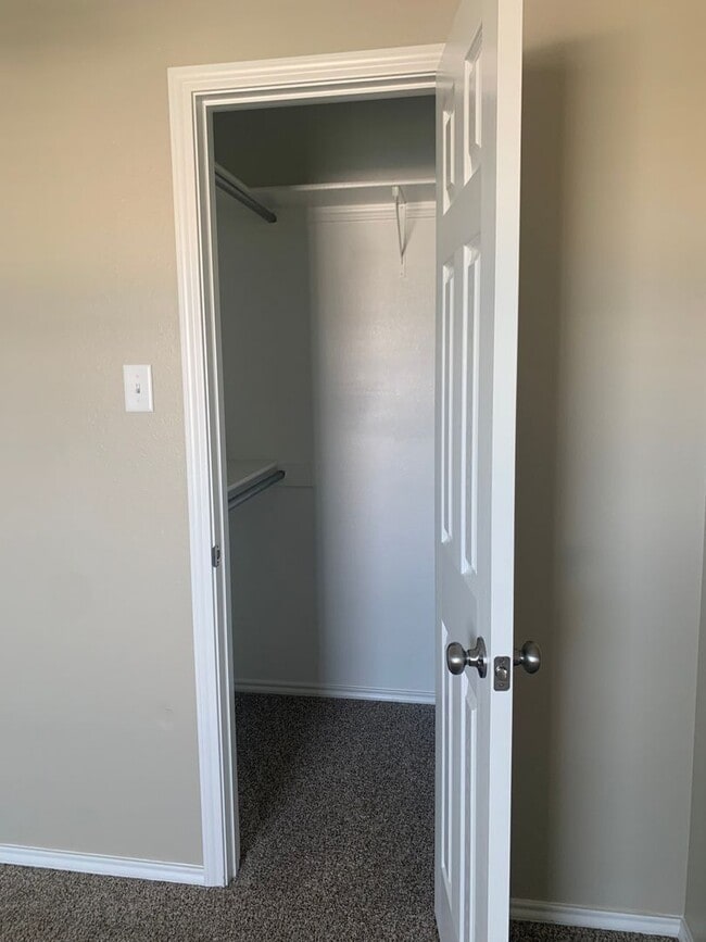 Building Photo - Charming 3BR 2B House in San Angelo