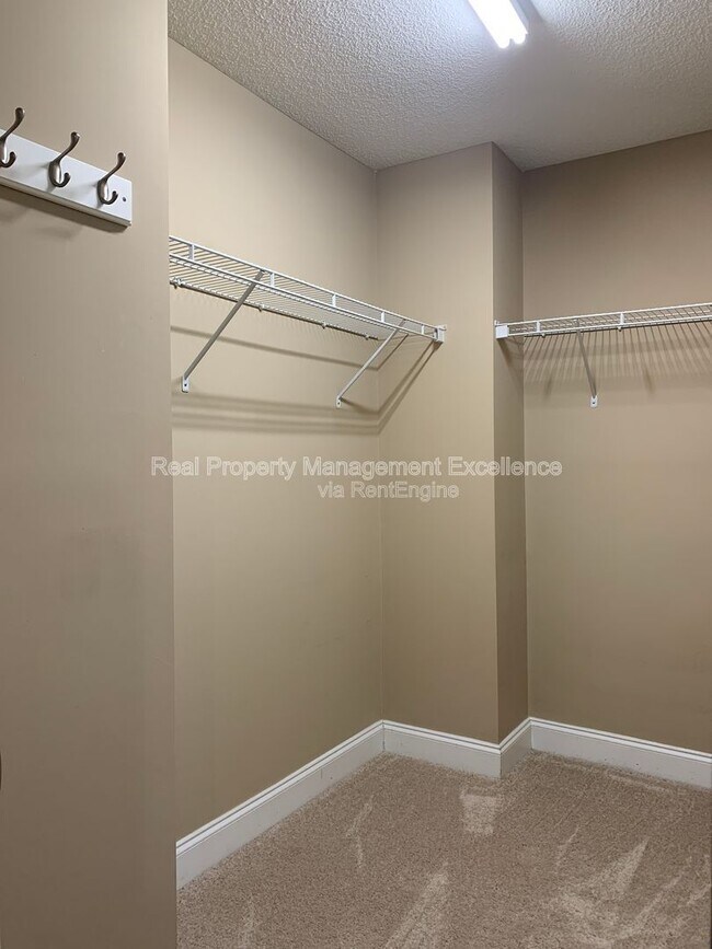 Building Photo - 3124 Mackinac Island Ln