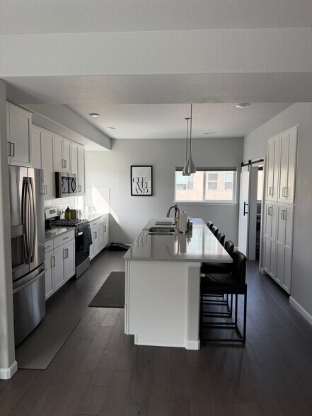 Building Photo - 1746 Creek Edge Vw