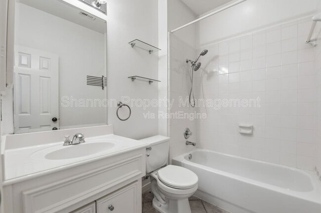 Building Photo - 1314 W Webster St