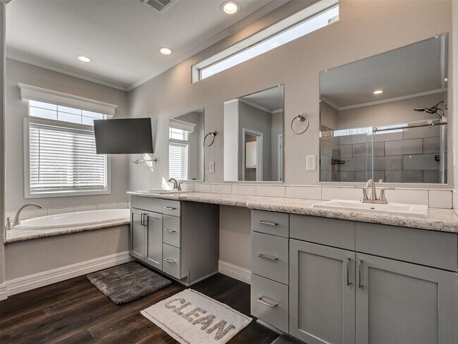 Building Photo - 7601 SW 119th St