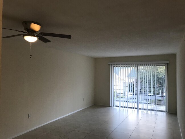 Building Photo - 1600 S Kanner Hwy