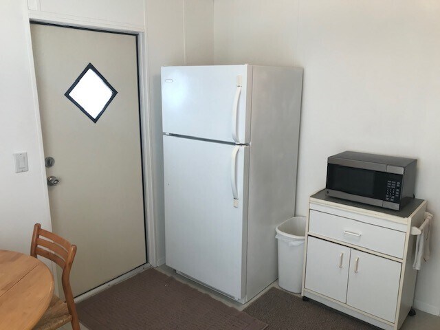 Building Photo - 1065 SW 131st Ave