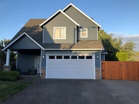 Building Photo - 7396 Pineview St NE