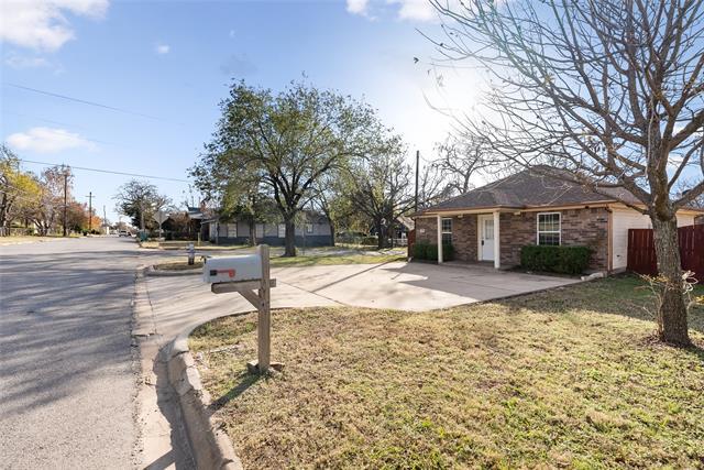 Building Photo - 202 N Harrison Ave