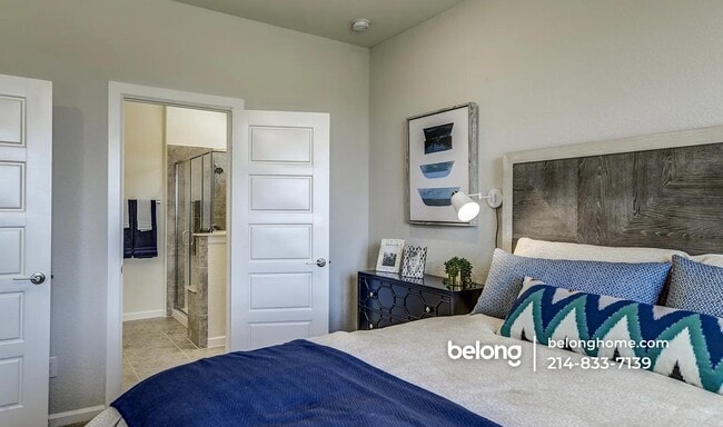 Building Photo - 422 Hazeltine Rd