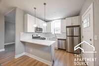 Building Photo - 3941 N Janssen Ave