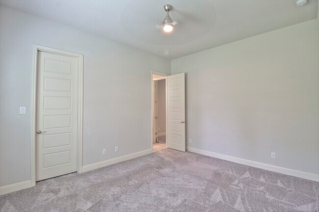 Building Photo - 3723 Las Casitas