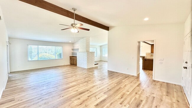 Building Photo - Beautiful Ranch-Style, Single-Story, on Co...