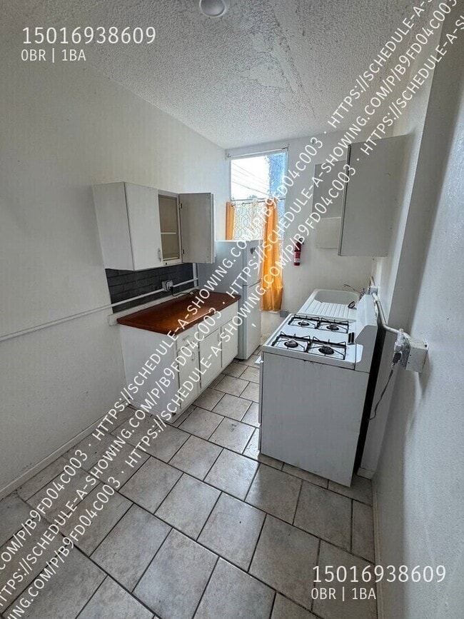 Building Photo - 515 Quapaw-5