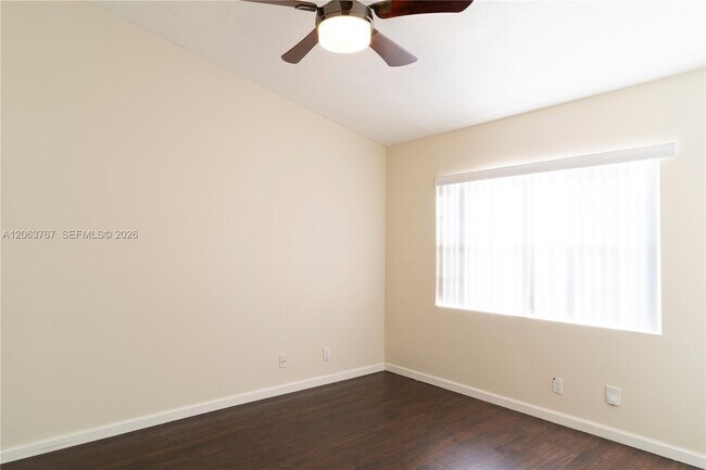 Building Photo - 1494 Springside Dr